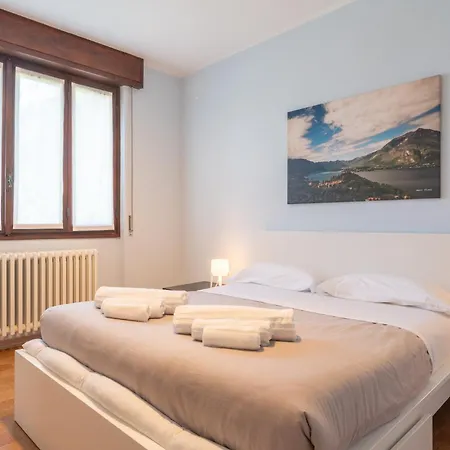 Jasmine Lilla - In With Terrace Lierna