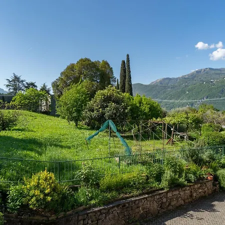 Jasmine Lilla - In With Terrace Apartament